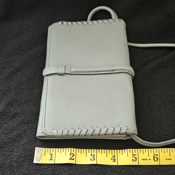 Fossil Gray Leather Crossbody/Wallet Bag - Picture 8 of 10